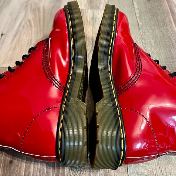 Vtg Doc Martens 1460 Made in England Air Wair Red Patent Leather Boots US Size 8 - Picture 6 of 16
